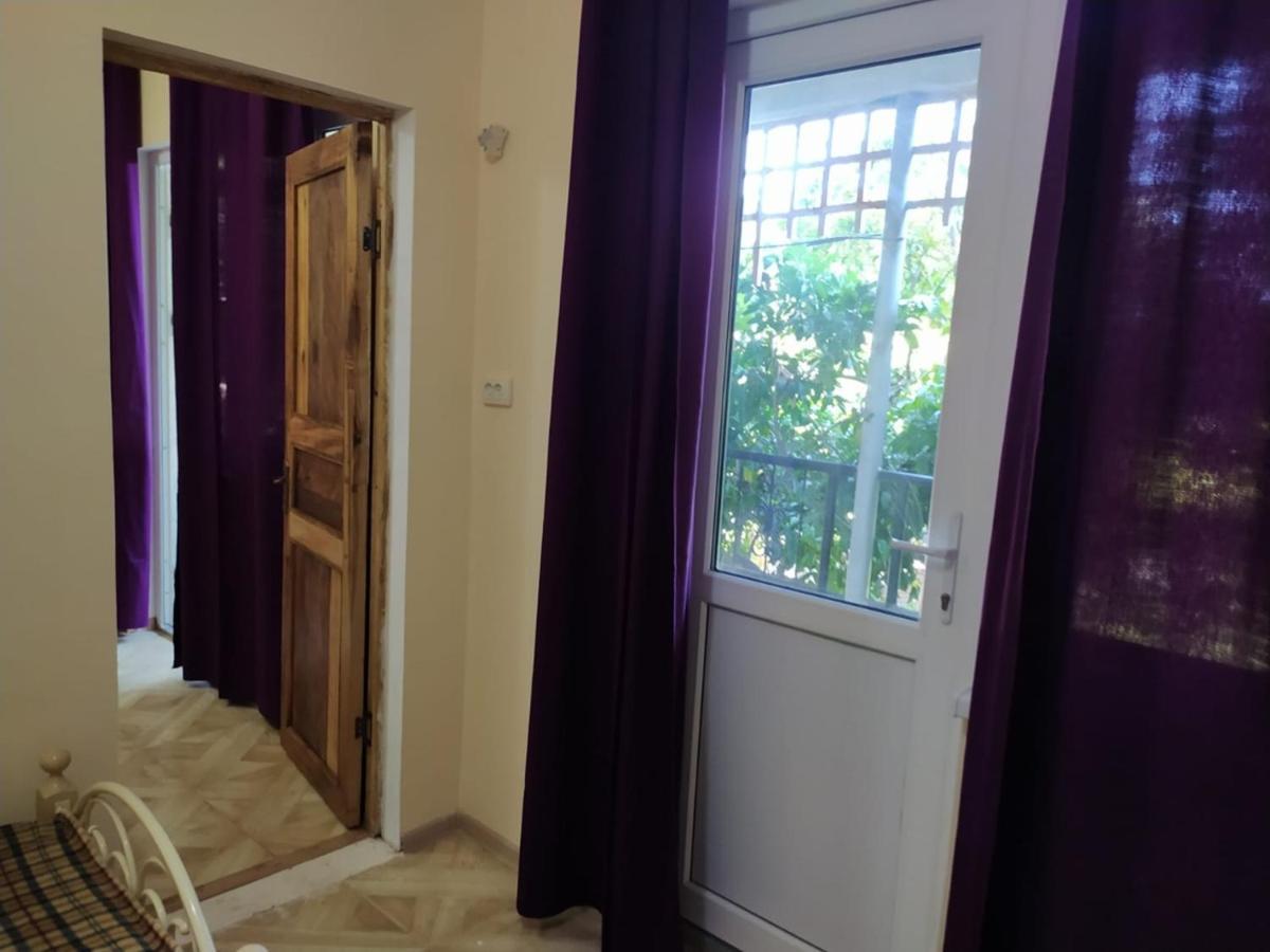 Inzhir Guest House New Athos ภายนอก รูปภาพ