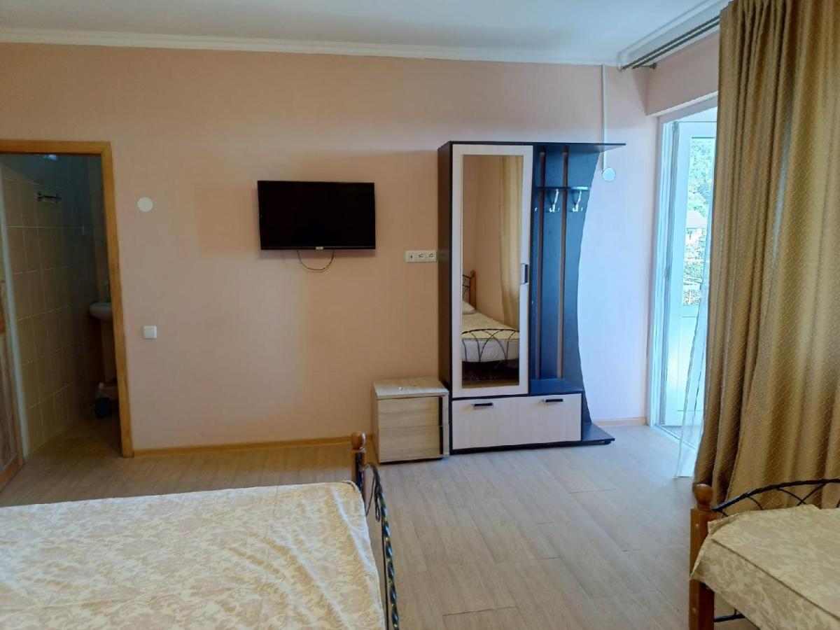 Inzhir Guest House New Athos ภายนอก รูปภาพ