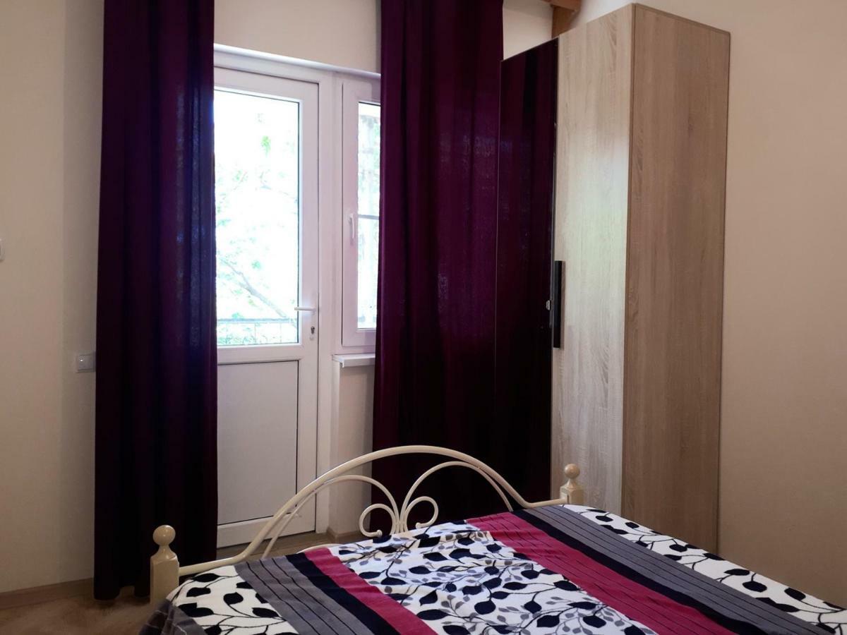 Inzhir Guest House New Athos ภายนอก รูปภาพ